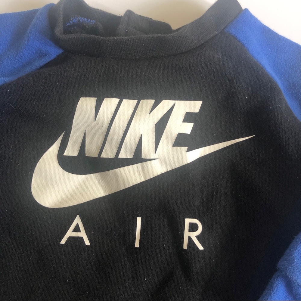 Nike sweatshirt - Picture 3 of 5